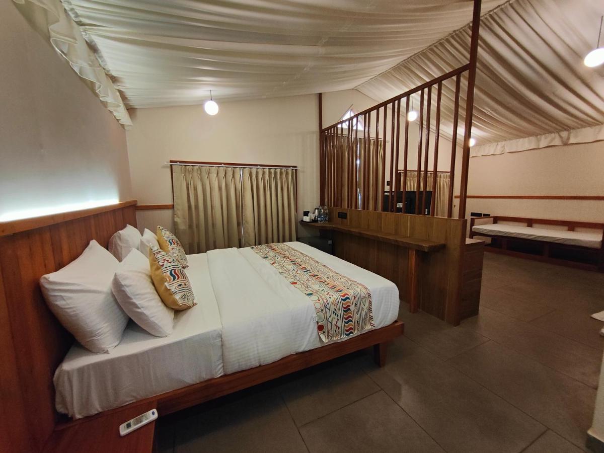 Nirvana Resort And Restaurant Garudeshwar Exterior foto